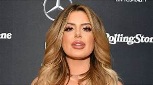Brielle Biermann Net Worth Growth? Brielle Biermann Age 22 Height 5’4″