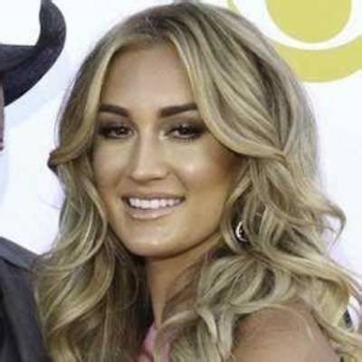 Brittany Kerr Wikipedia, Age, Height, Net Worth, Engagement Ring and Parents of Jason Aldean’s Wife