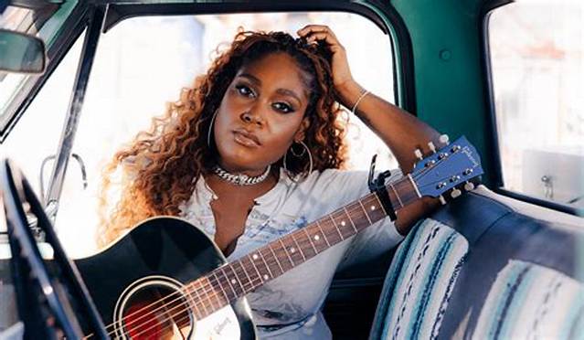 Brittney Spencer (Singer) Wiki, Bio, Age, Height, Weight, Net Worth, Ethnicity, Boyfriend, Facts