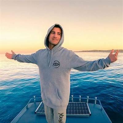 Brodie Moss Height, Weight, Net Worth, Age, Birthday, Wikipedia, Who, Instagram, Biography
