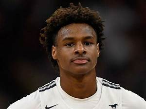 Bronny James Wiki, Height, Biography, Age, Net Worth, Girlfriend, Instagram