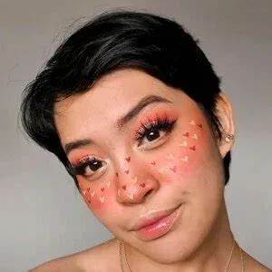 Brook Lee Husband, Age, Married, Net Worth, Height – Bio
