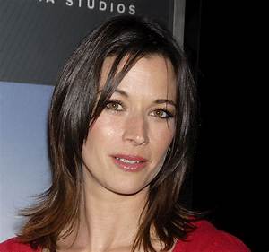 Brooke Langton’s Net Worth, Biography, Fact, Career, Awards and Life Story