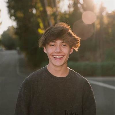 Bryce Mckenzie Age, Wiki, Net Worth, Bio, Height, Girlfriend