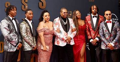 Busta Rhymes Siblings: Does Busta Rhymes Have Any Siblings?