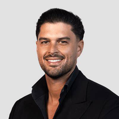 Cae Thomas Ray White Trg Net Worth, Wife Age and Wikipedia Bio