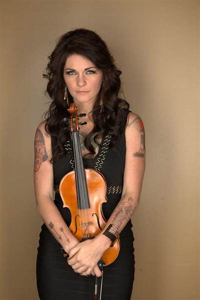 Caitlin Nicol-Thomas
