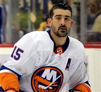 Cal Clutterbuck Age, Wiki, Biography, Wife, Children, Salary, Net Worth, Parents