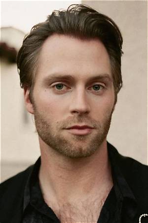 Calahan Skogman (Actor) Wiki, Bio, Age, Height, Weight, Net Worth, Girlfriend, Facts