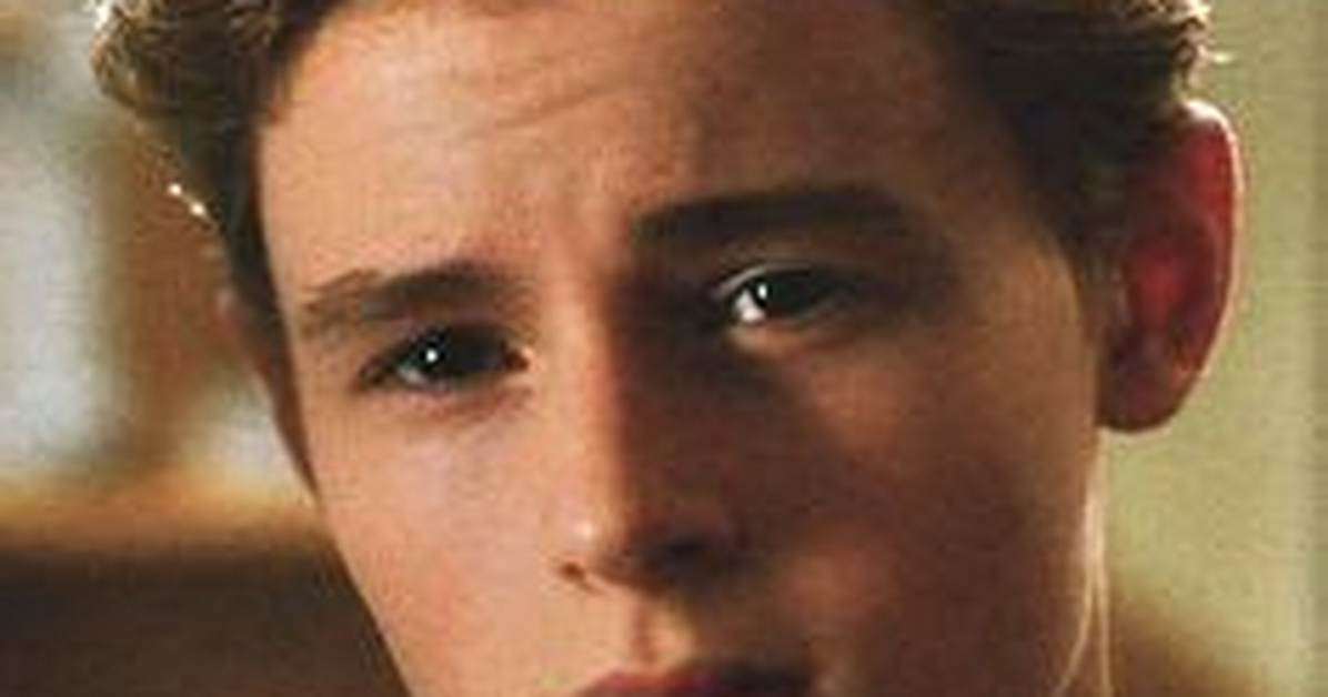 Callan Mcauliffe Movies: Bio, Age, Height, Young, Flipped, Madeline Carroll and the Great Gatsby