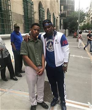 Cameron Ezike Giles Jr. (Camron Son Age) Birthday Height Wiki Mother