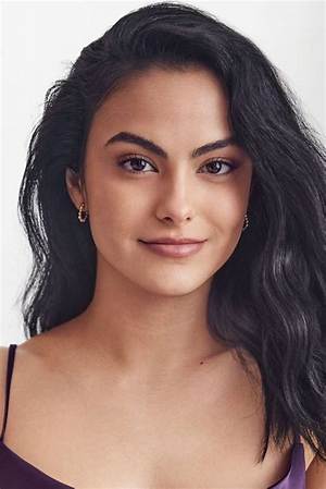 Camila Mendes- Wiki, Bio, Age, Height, Net Worth, Boyfriend