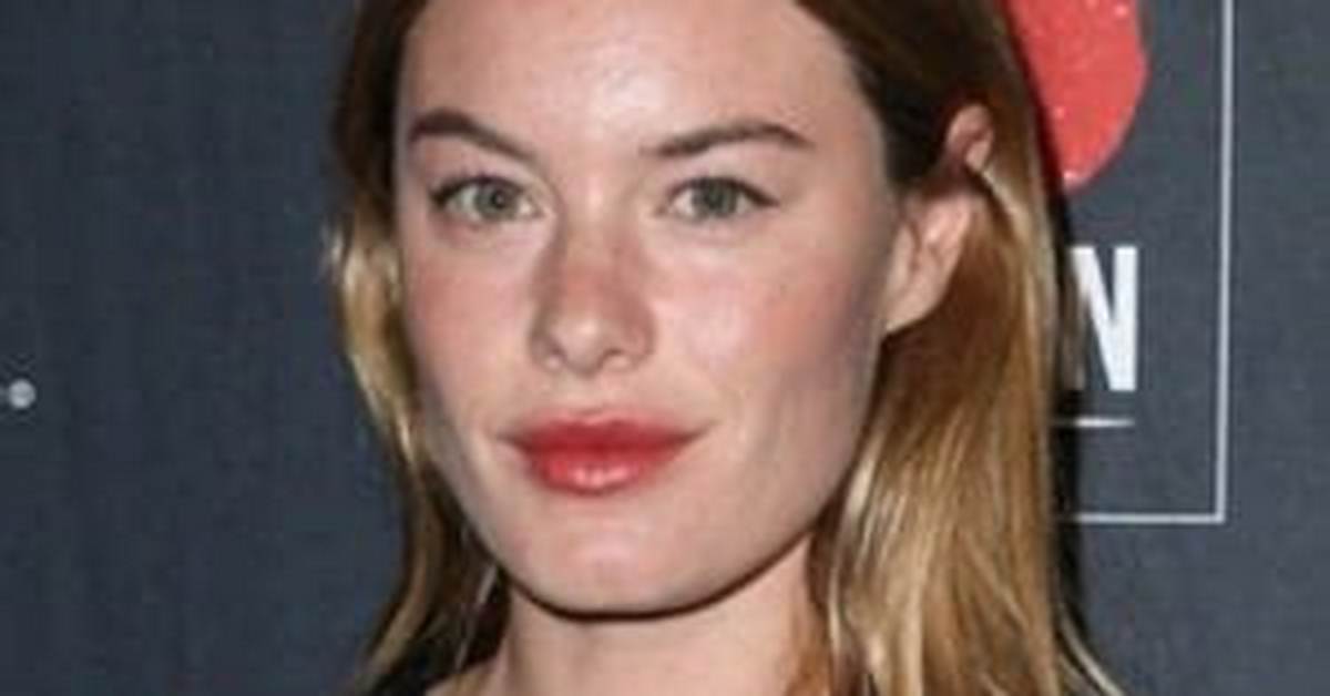 Camille Rowe Bio, Wiki, Age, Height, Family, Husband, Movies and Net Worth.