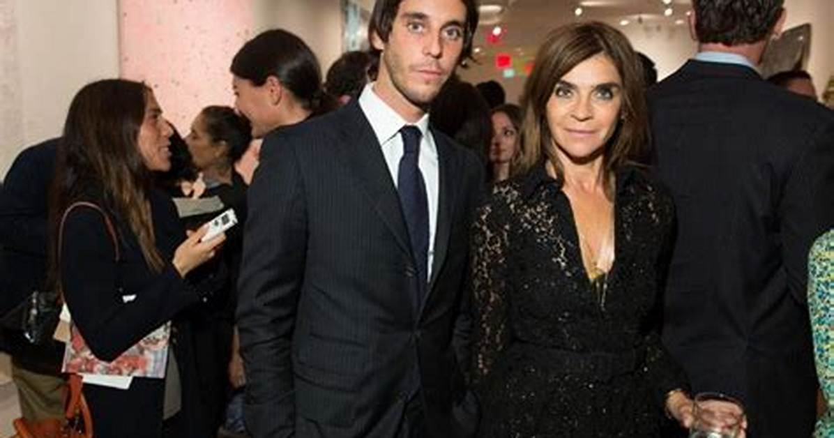 Carine Roitfeld: Boyfriend, Net Worth, Tattoos, Smoking & Body Measurements