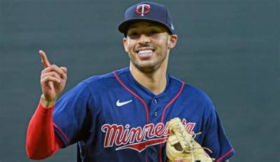 Carlos Javier Correa, Jr Age, Wiki, Biography, Wife, Children, Salary, Net Worth, Parents
