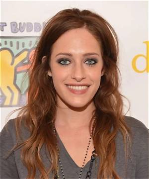 Carly Laing Age: Bio, Wiki, Height, Education, Capital Area Animal, and Career