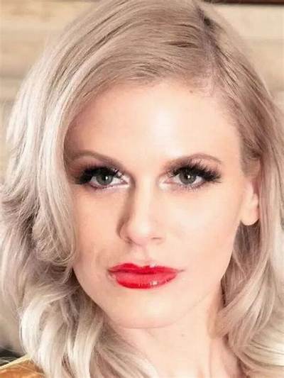 Casca Akashova Height, Weight, Net Worth, Age, Birthday, Wikipedia, Who, Instagram, Biography