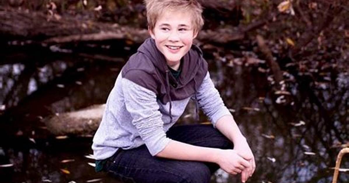Casey Simpson Bio, Wiki, Age, Net Worth, Movies, Despicable Me 2, Girlfriend and Cody Simpson