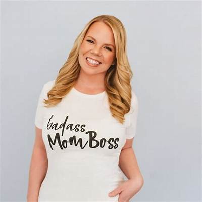 Cassandra Aarssen Husband: 10 Facts on Hot Mess House Host