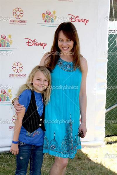 Catherine Grace Mirich: Who Is Melinda Clarke Daughter?