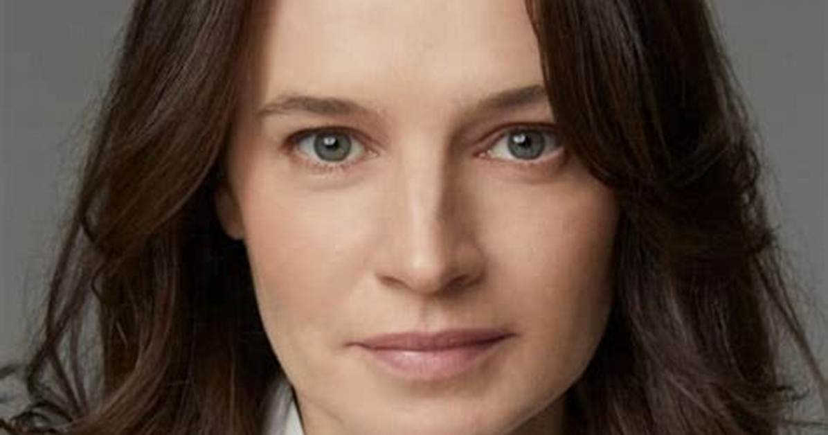 Catherine Walker (Actor) Biography, Age, Net Worth, Husband, Movies