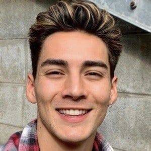 Chance Perez Bio/Wiki, Age, Mother, Wife, Daughter, Net Worth, Height