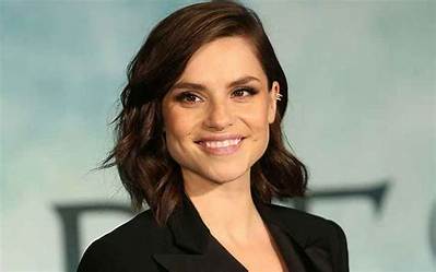 Charlotte Riley Bio, Age, Height, Facts About Tom Hardy’s Wife