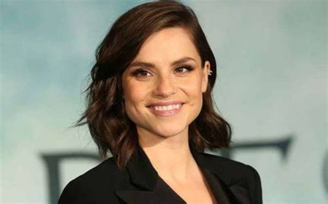 Charlotte Riley Bio, Age, Height, Facts About Tom Hardy’s Wife