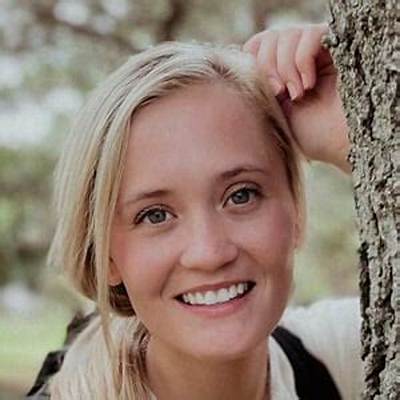 Chelsea Laden Bio, Wiki, Age, Family, Boyfriend, Tv Shows, Ice Hockey and Net Worth