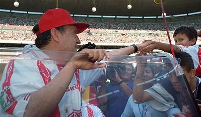Chespirito (Roberto Gomez Bolanos)’S Net Worth, Biography, Career, Awards, Fact and Life Story