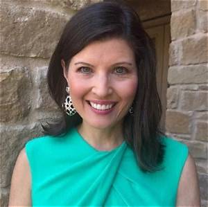 Chikage Windler Bio, Wiki, Age, Parents, Husband, Cbs Austin, Salary and Net Worth.