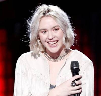Chloe Kohanski Height, Weight, Biography, Age, Boyfriend, Net Worth, Facts