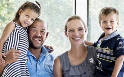 Chloe Symonds Age- How Old Was She at the Time of Her Father’s Death?