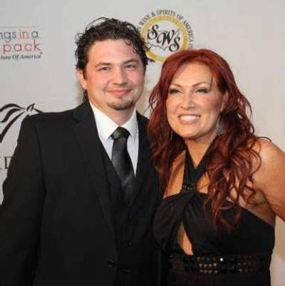 Chris Deffenbaugh, Jo Dee Messina’s Husband – 5 Fast Facts