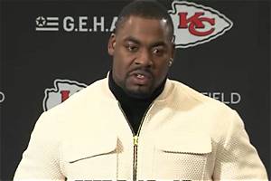 Chris Jones Closes Press Conference with a Blow at Bengals Players