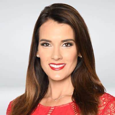 Christina Pascucci Bio, Wiki, Age, Height, Parents, Ktla, Boyfriend, Engagement Ring, Net Worth and Salary