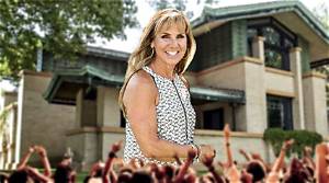 Christine D Auria: Billy Donovan Wife Age, Wiki, Biography, Family, Children and Net Worth