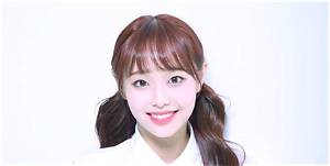 Chuu (Loona Band Singer) Profile, Age, Height, Weight, Wiki, Measurements, Boyfriend, Bio, Net Worth, Facts