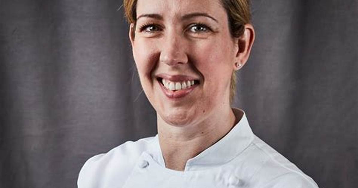 Clare Smyth: Husband, Net Worth, Tattoos, Smoking & Body Measurements