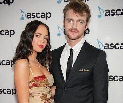Claudia Sulewski Bio, Age, Education, Parents, Boyfriend, Net Worth and Tattoos.