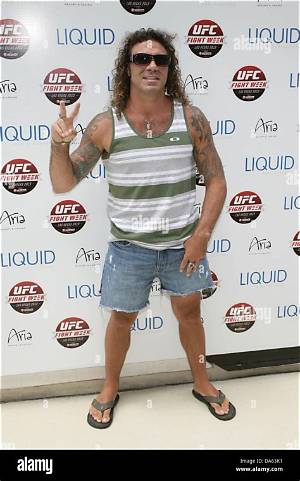 Clay Guida Wife, Net Worth, Wiki, Bio, Married, Girlfriend, Height, Record, Parents, Ethnicity