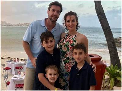 Clay Travis Bio, Wiki, Age, Height, Wife, Buck Sexton, Podcast, Outkick, Fox Sports, Salary, and Net Worth