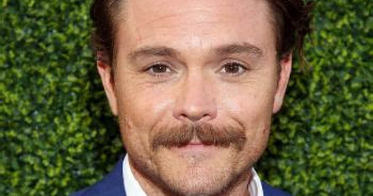 Clayne Crawford Bio, Wiki, Age, Family, Wife, Movies, Tv Shows and Net Worth
