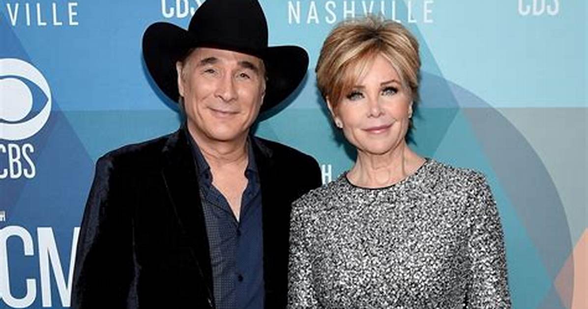 Clint Black: Wife, Net Worth, Tattoos, Smoking & Body Facts