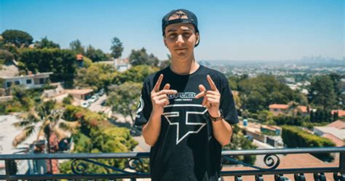 Cloakzy Net Worth: How Rich Is the Twitch Streamer Actually?