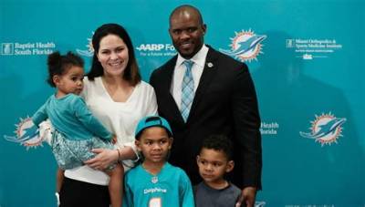 Coach: Who Are Brian Flores Parents? Meet His Father Raul & Mother Maria on Ig
