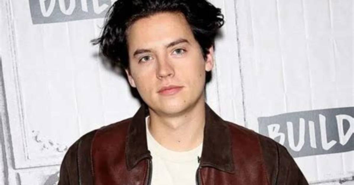 Cole Sprouse (Actor) Wiki, Bio, Age Height, Weight, Girlfriend, Net Worth, Career, Family, Facts