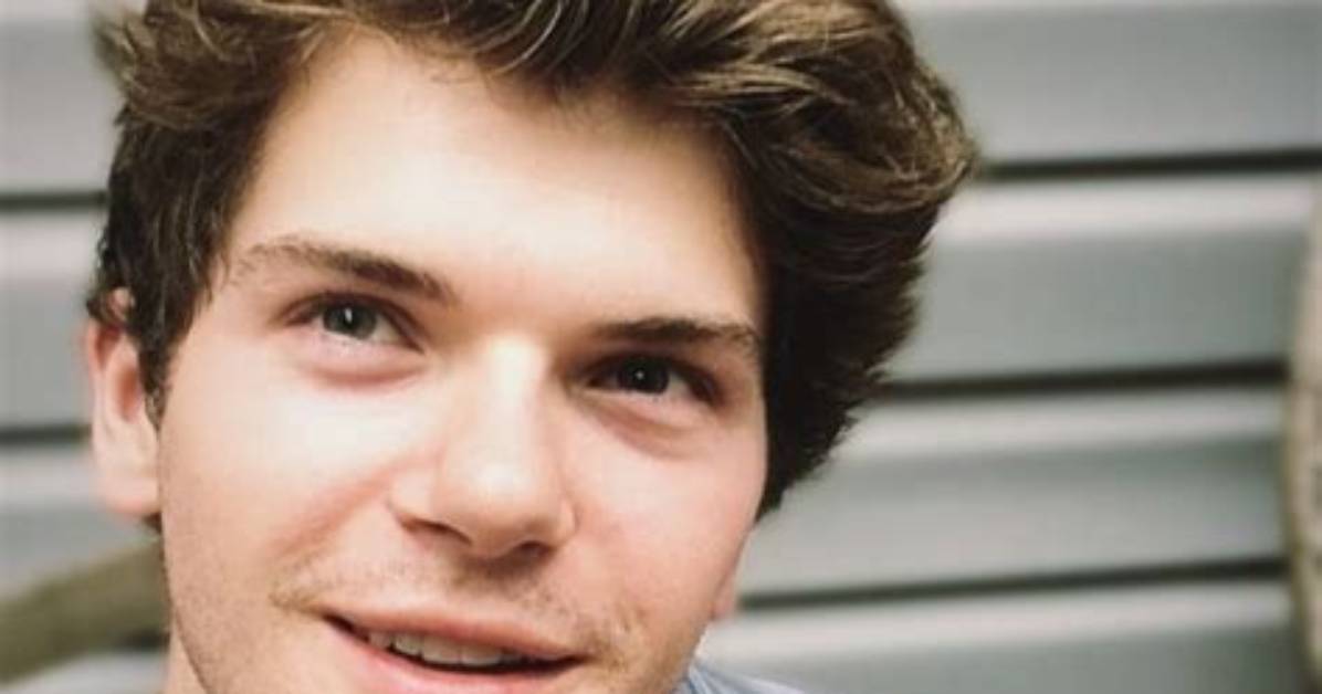Colton Ryan Wikipedia, Age, Biography, Height, Girlfriend, Instagram
