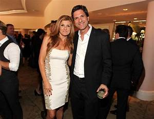 Connie Britton: Dating, Net Worth, Tattoos, Smoking & Body Measurements