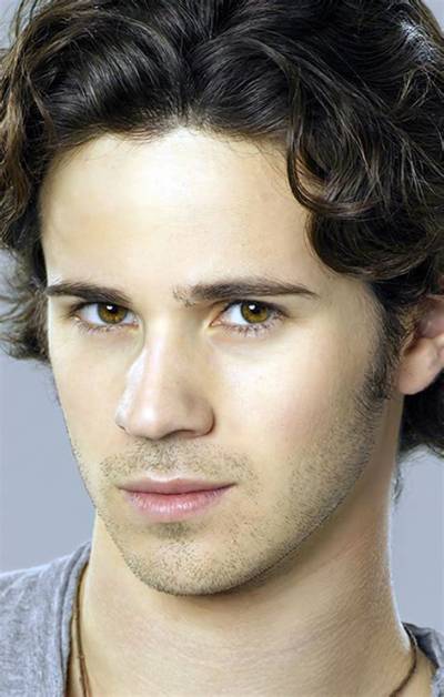 Connor Paolo – Biography, Movies and Tv Shows, Is He Gay in Real Life?